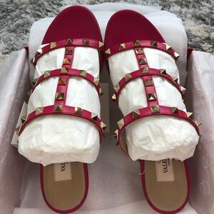 Valentino Garavani Rockstud Caged 60mm Slide Sandals in Pink EU38 / US 7.5